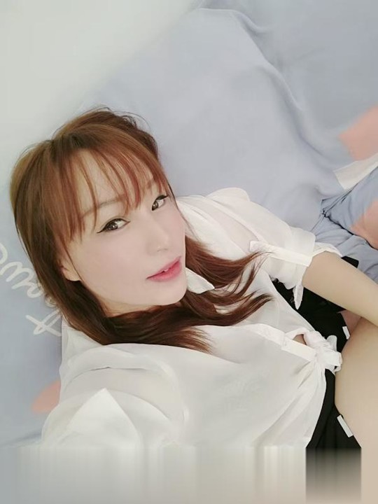 四川-成都dulong熟女少妇芊芊-1.jpg